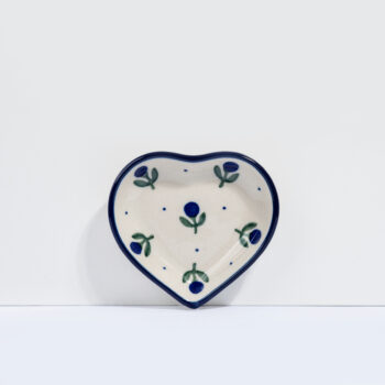 farfurie ceramica in forma de inima pentru cu modele din afine